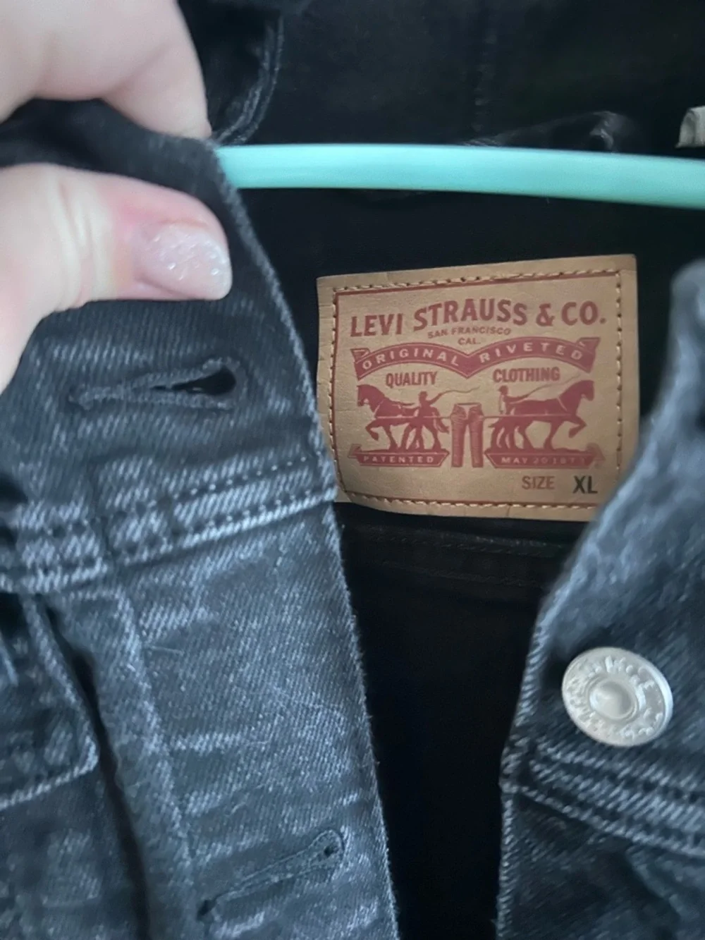 Levi's Black Hooded Denim-Style Jacket - Picture 3 of 4